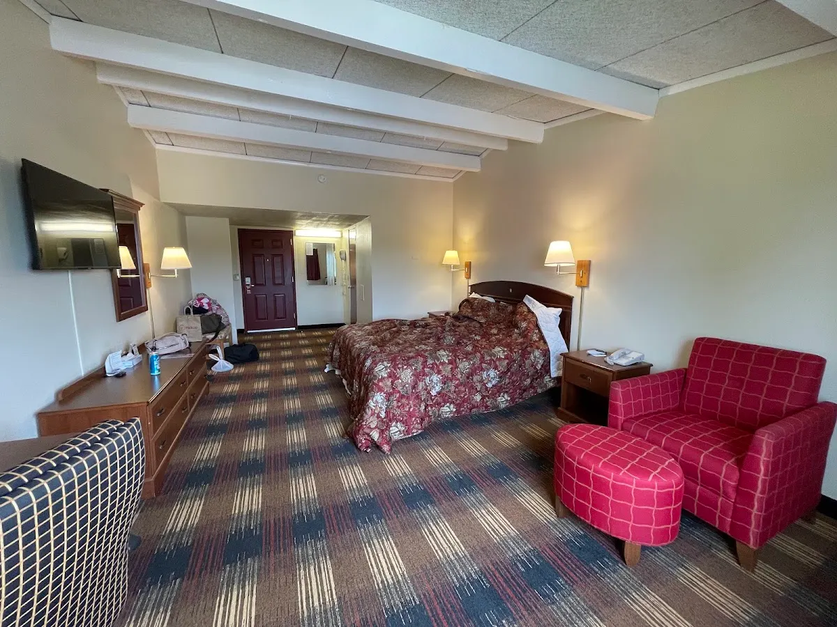 Red Carpet Inn North Syracuse, NY