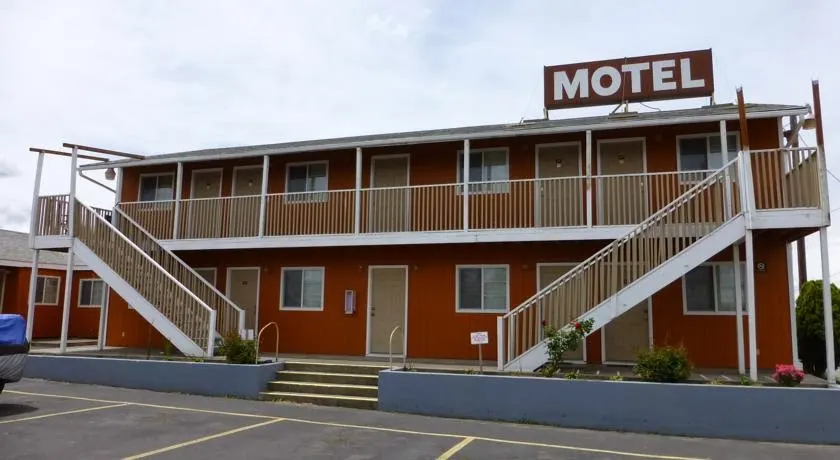 Umatilla Inn & Suites