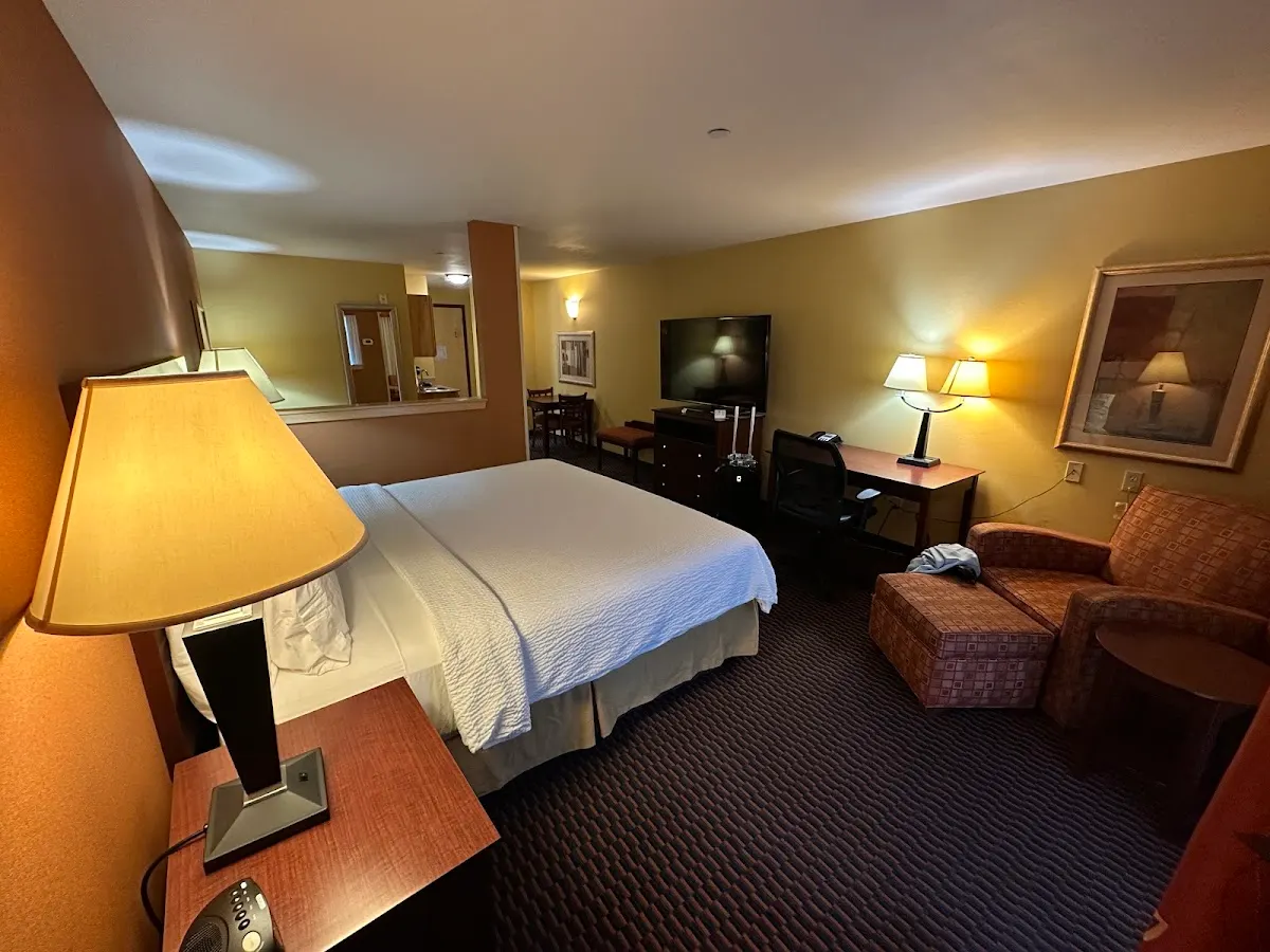 Holiday Inn Express & Suites Richland, an IHG Hotel
