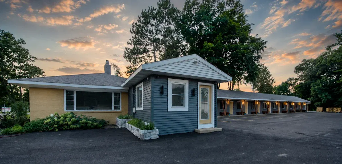 Lakeland Getaway