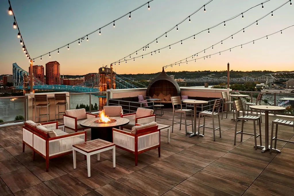 AC Hotel Cincinnati at The Banks