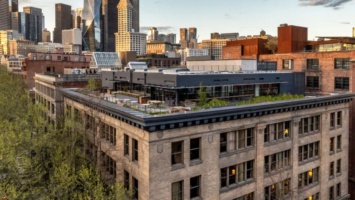 Populus Seattle