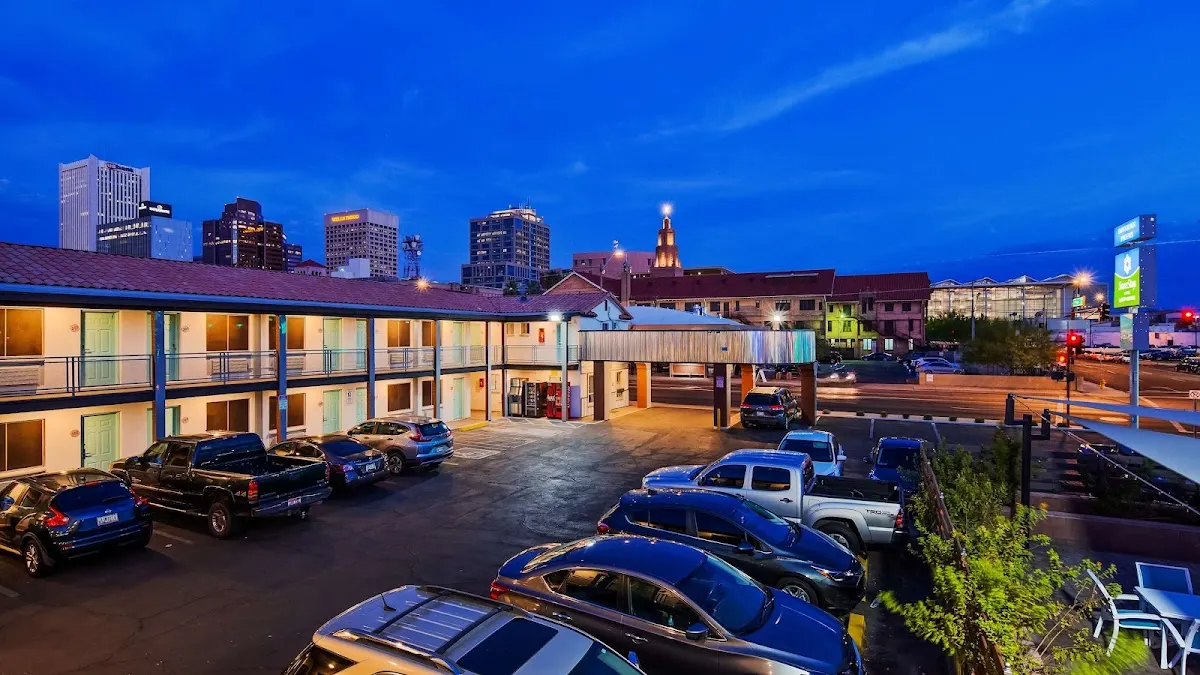 Downtown Phoenix Hotel