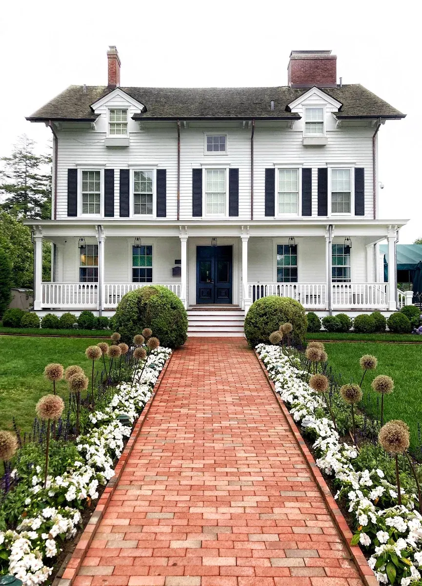 The Hedges Inn East Hampton