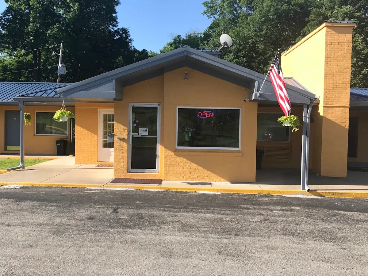 Greystone Motel