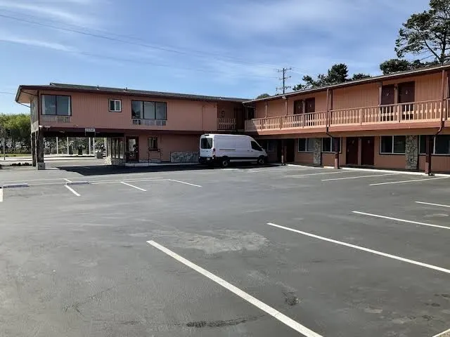 Front Street Inn