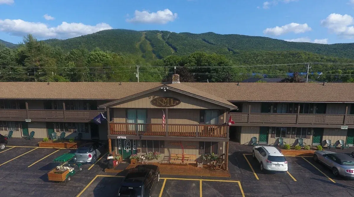 The Kancamagus Lodge