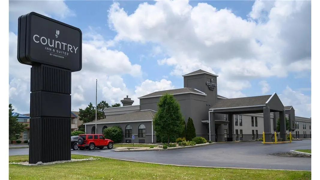 Country Inn & Suites by Radisson, Greenfield, IN