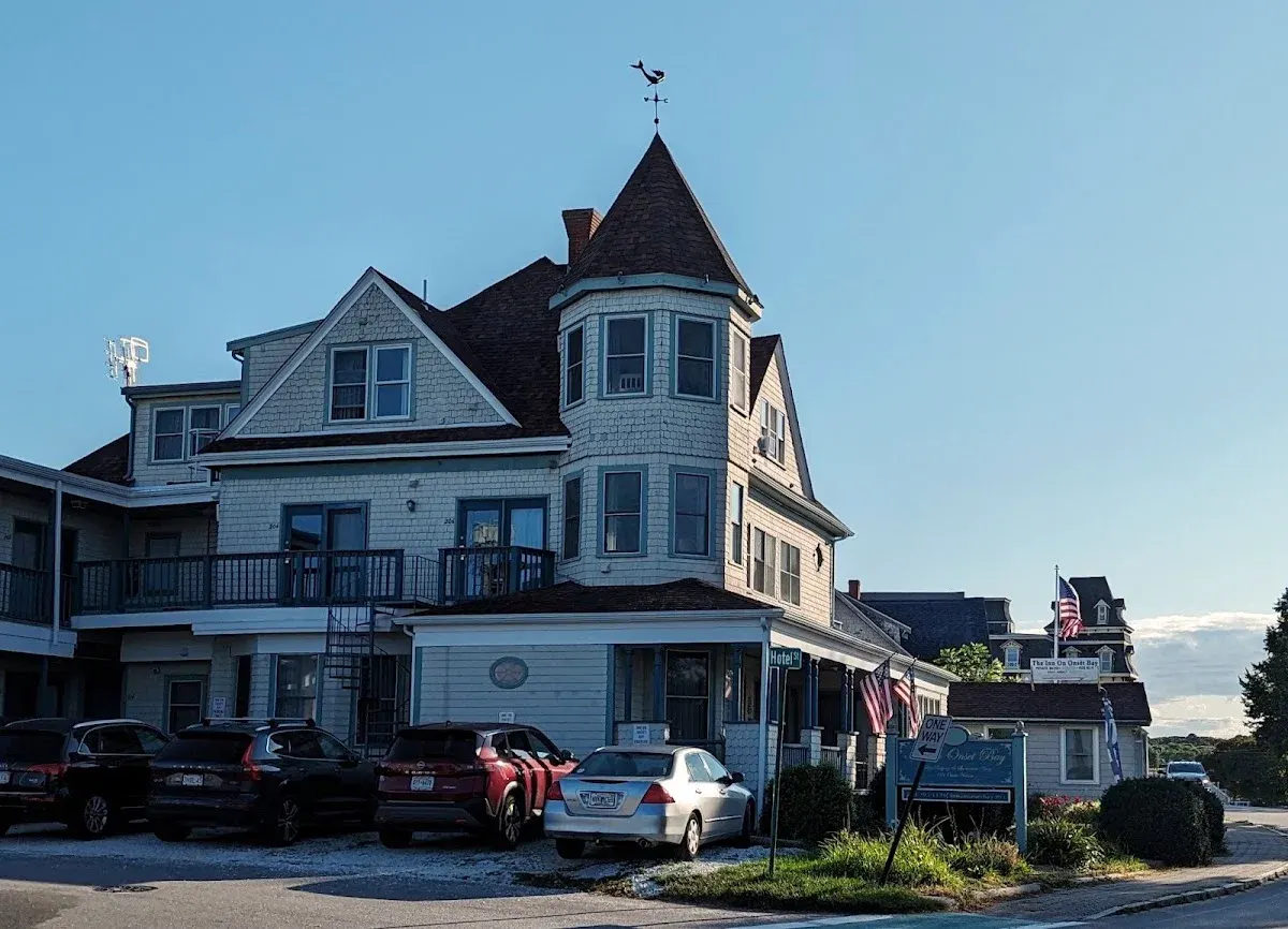Inn On Onset Bay