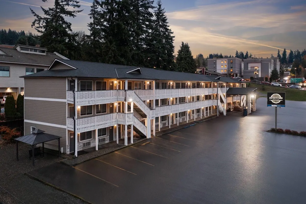 Basecamp Puyallup a Travelodge by Wyndham