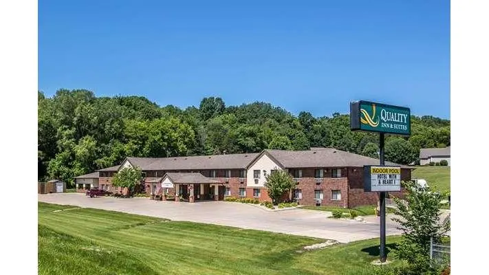 Quality Inn & Suites Decorah