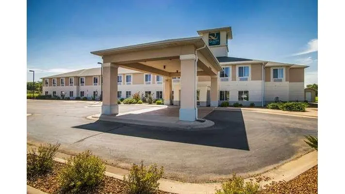 Quality Inn Parsons North