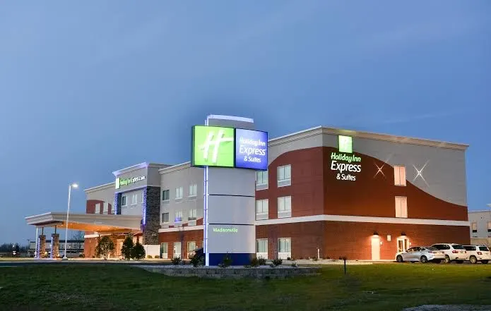 Holiday Inn Express & Suites Madisonville, an IHG Hotel