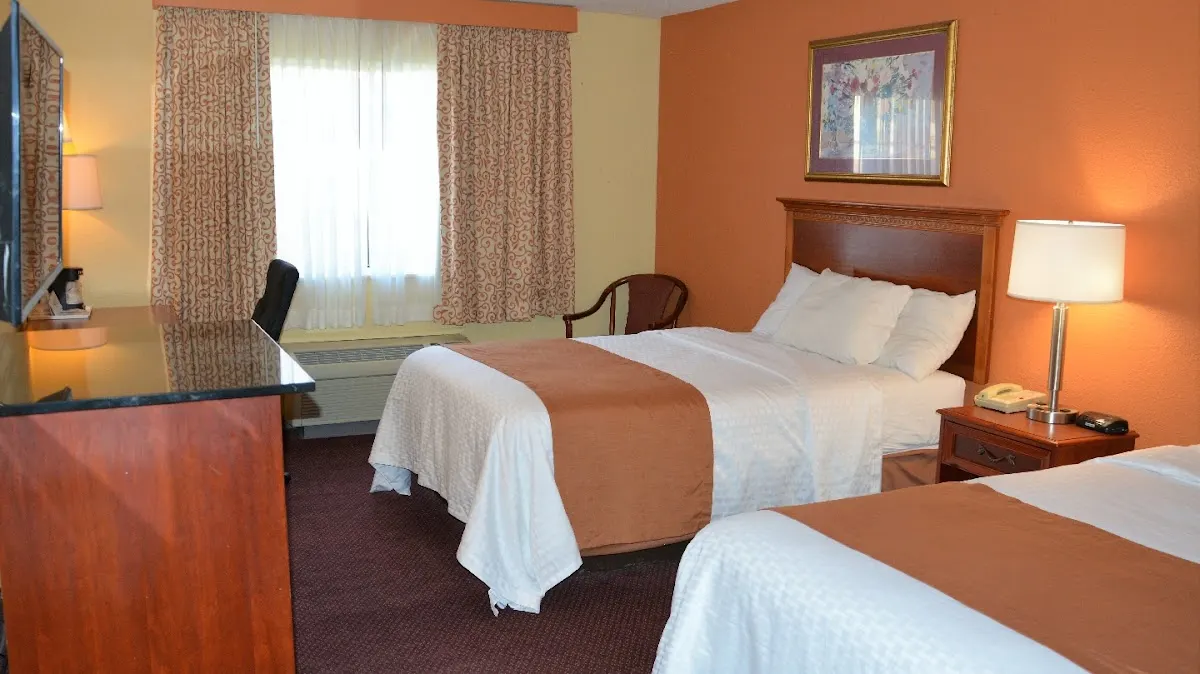 Columbus Grand Hotel & Banquet Center