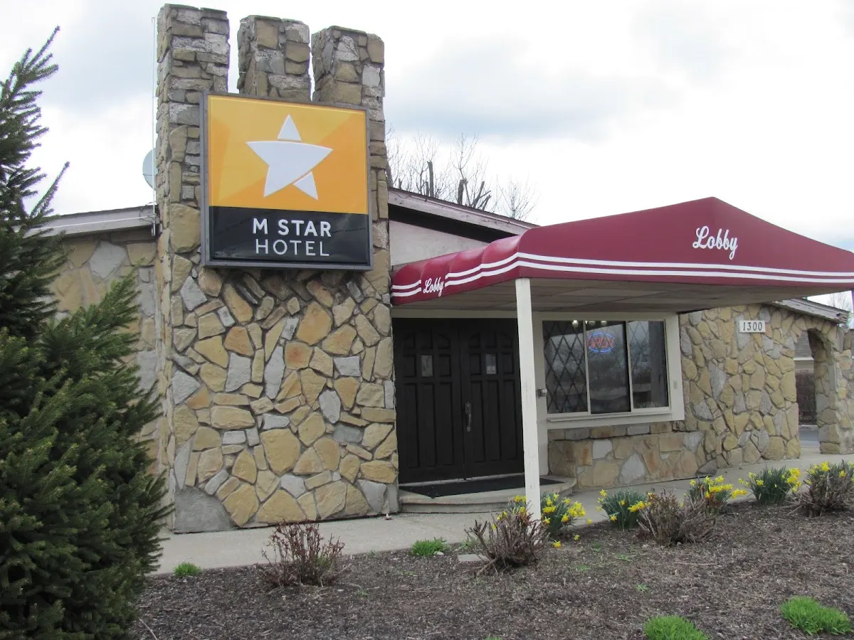 M Star Hotel Columbus North