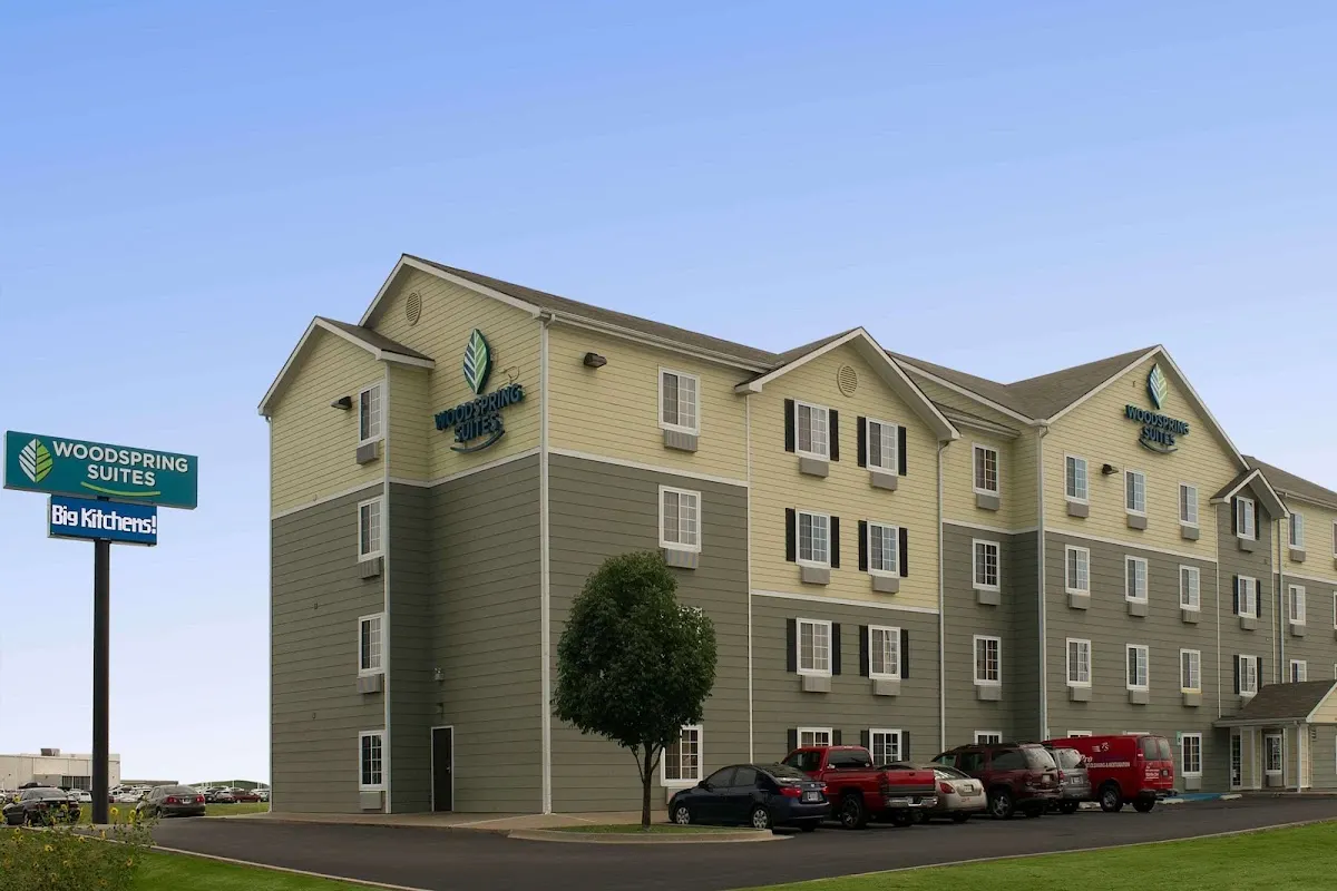 WoodSpring Suites Tulsa