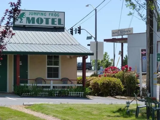 Jumping Frog Motel Angels Camp
