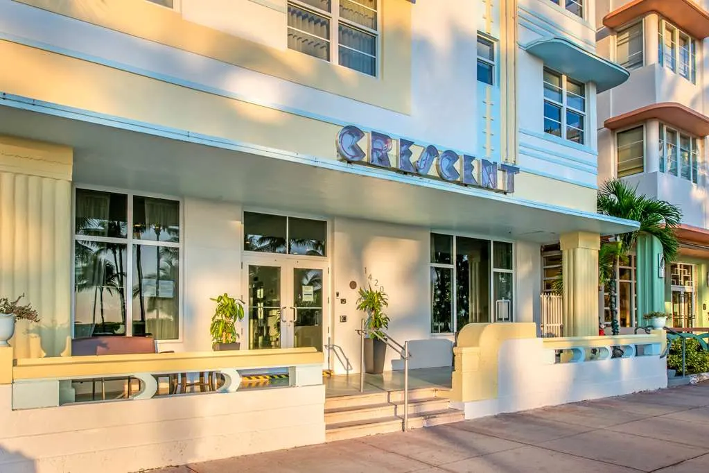 Hilton Vacation Club Crescent on South Beach Miami