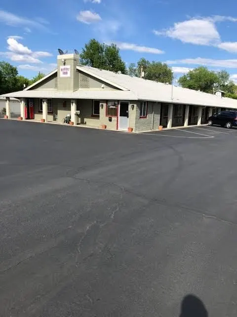 Budget Inn