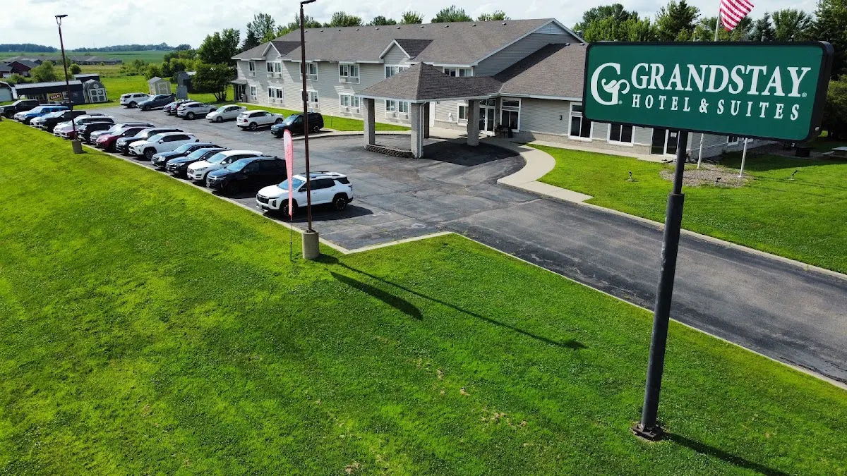GrandStay Hotel & Suites Waseca