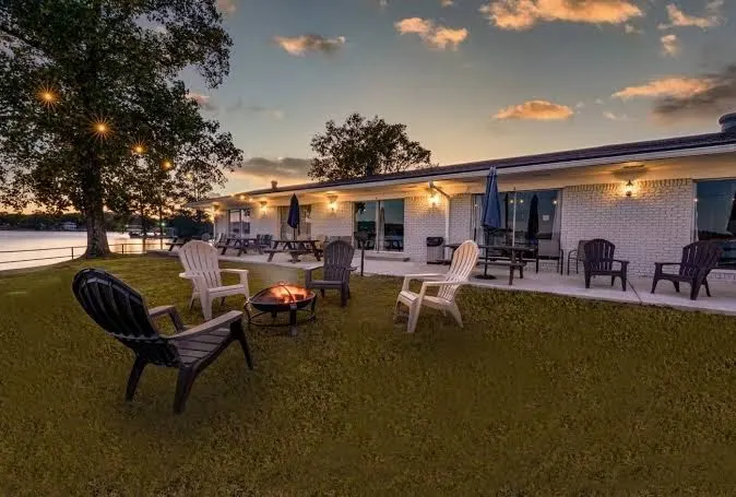 Willow Beach Resort, Hot Springs