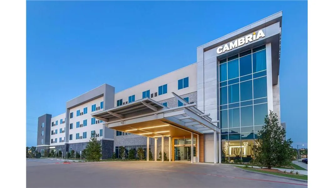 Cambria Hotel Waco University Riverfront