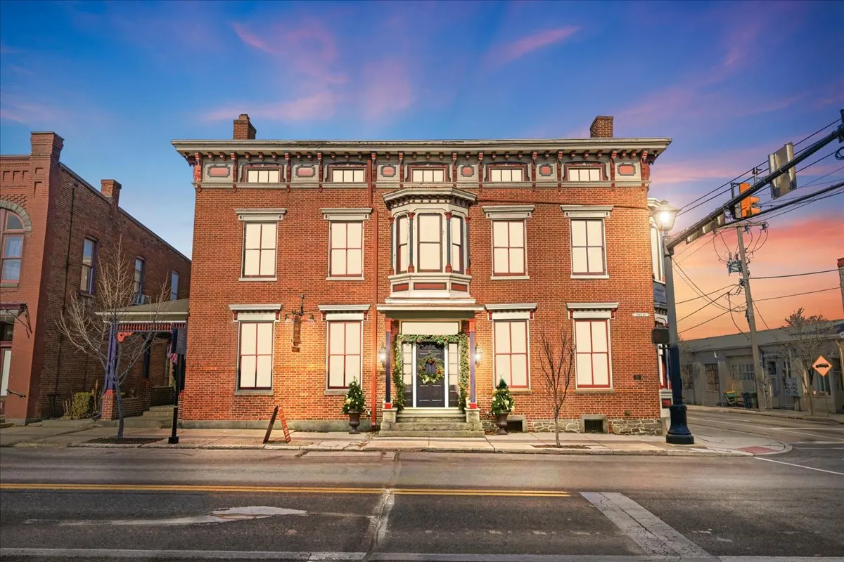 Swope Manor Bed & Breakfast