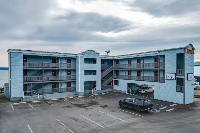 Water Front Inn