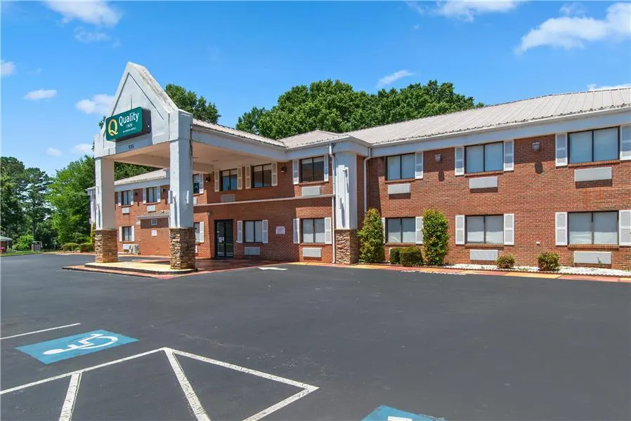 Quality Inn Cedartown