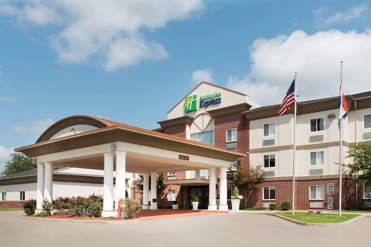 Holiday Inn Express Warrenton by IHG