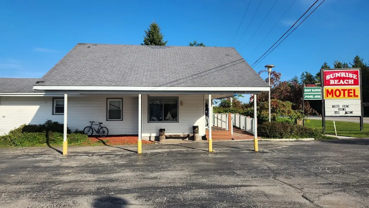 Sunrise Beach Motel