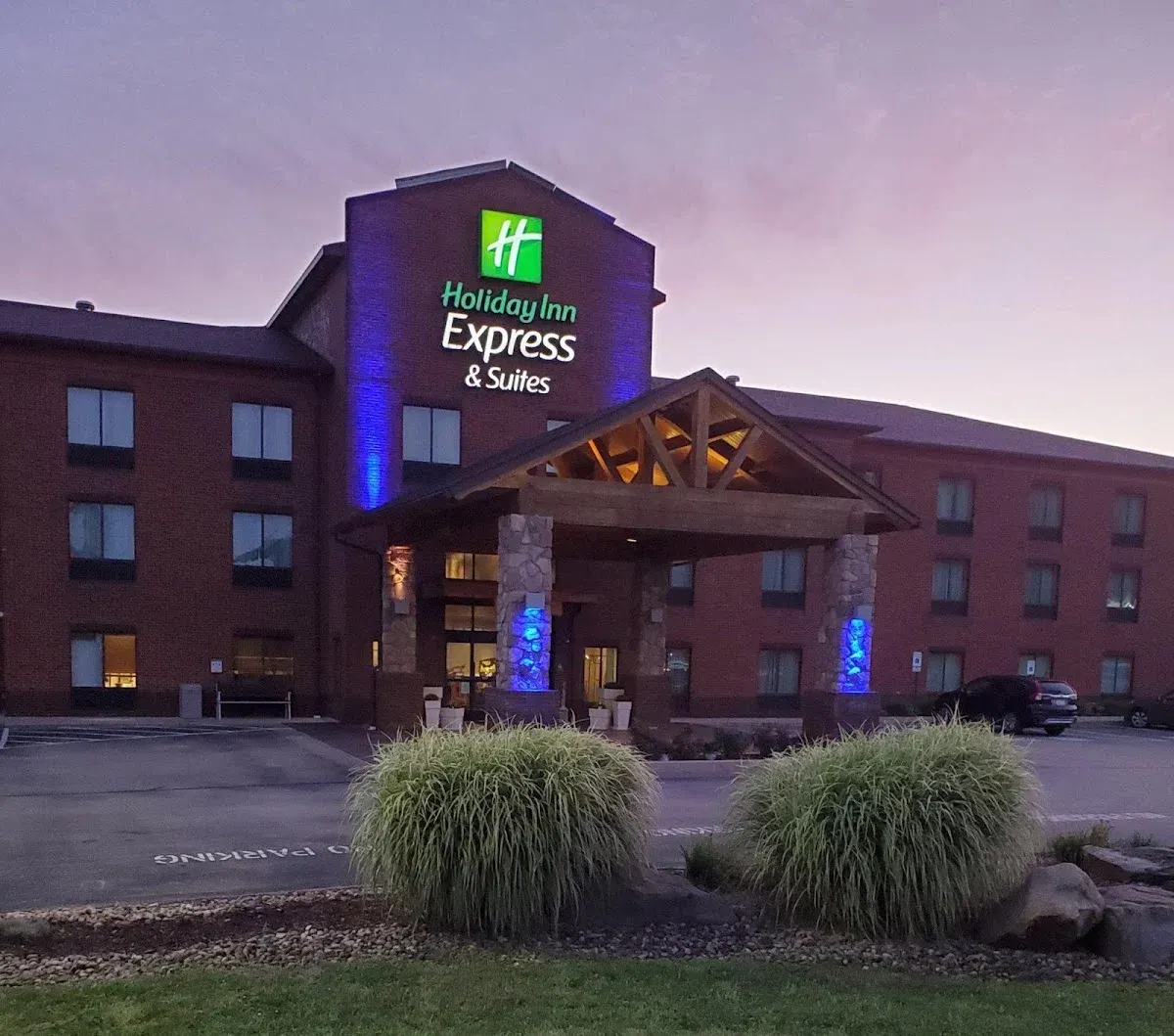 Holiday Inn Express & Suites Donegal by IHG