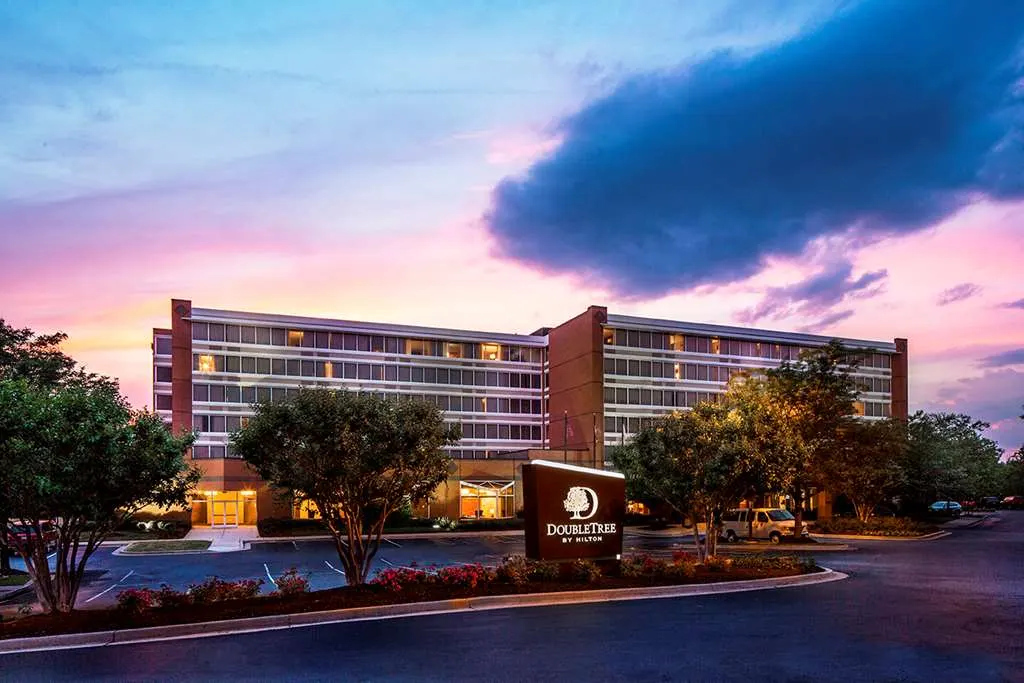 DoubleTree by Hilton Hotel Largo/Washington DC