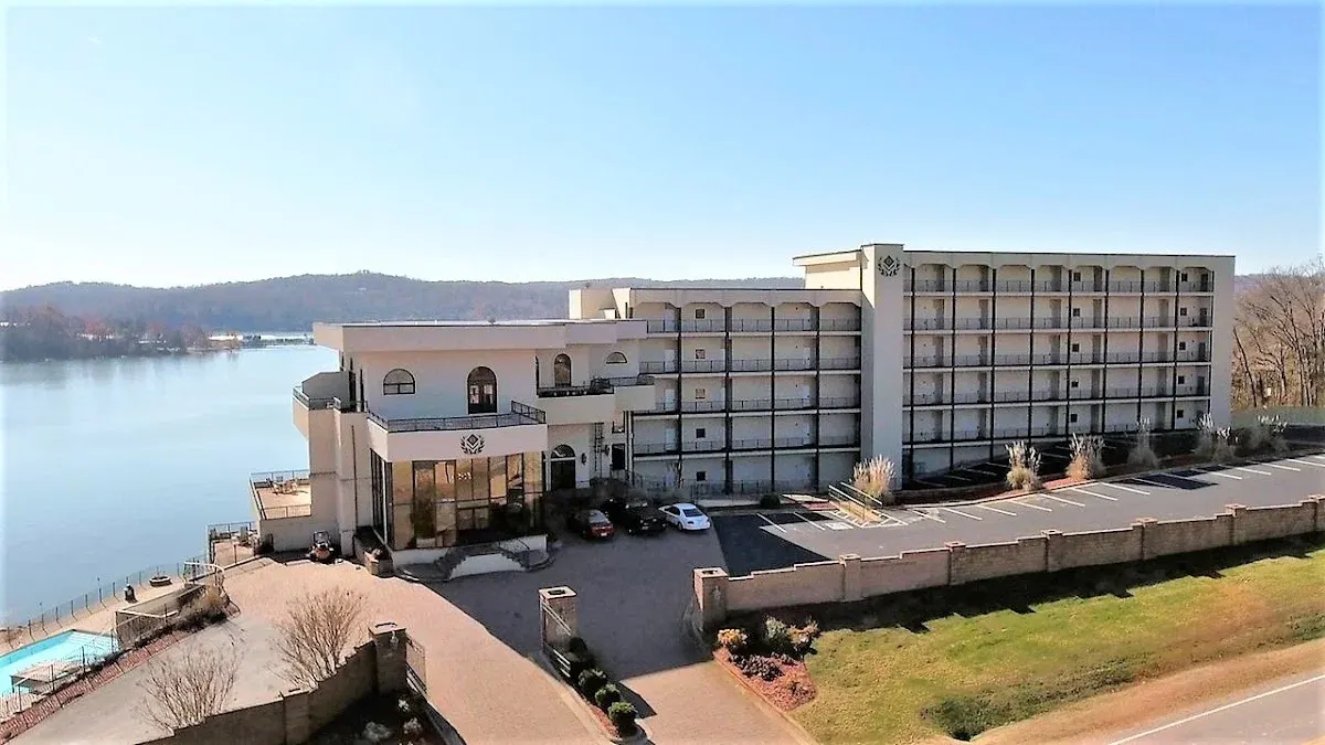 Table Rock Lake Condos at D'Monaco Resort
