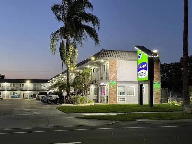 Sands Motel