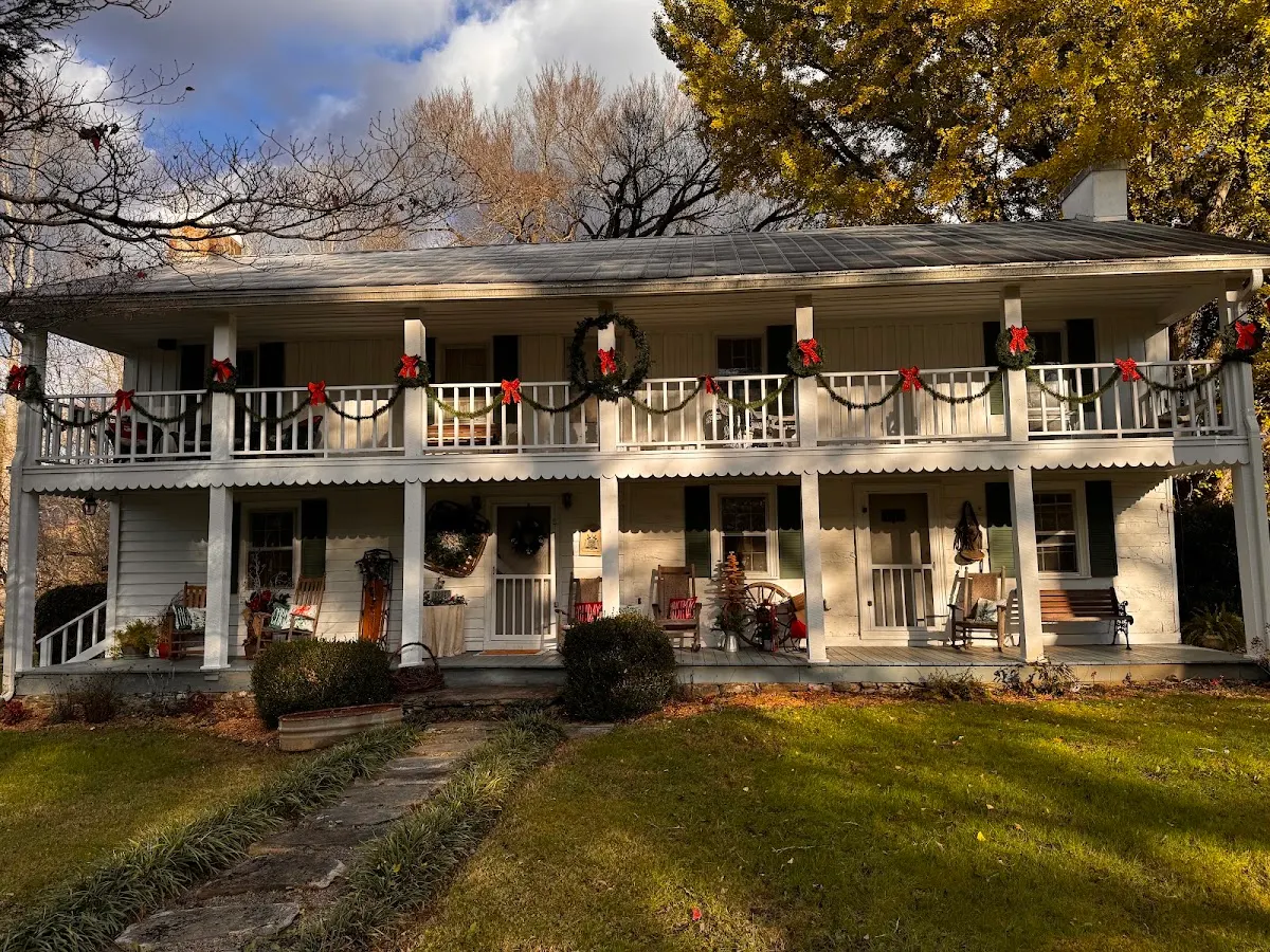 Walker Inn