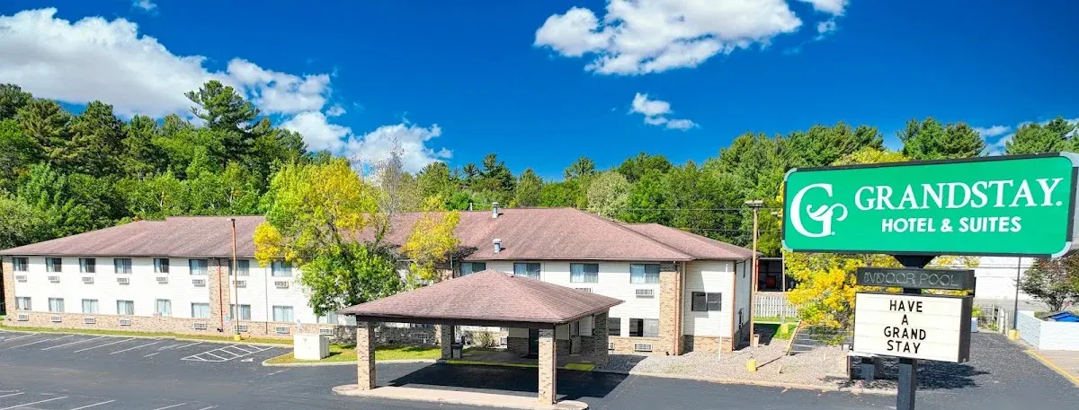GrandStay Hotel & Suites Minocqua-Woodruff