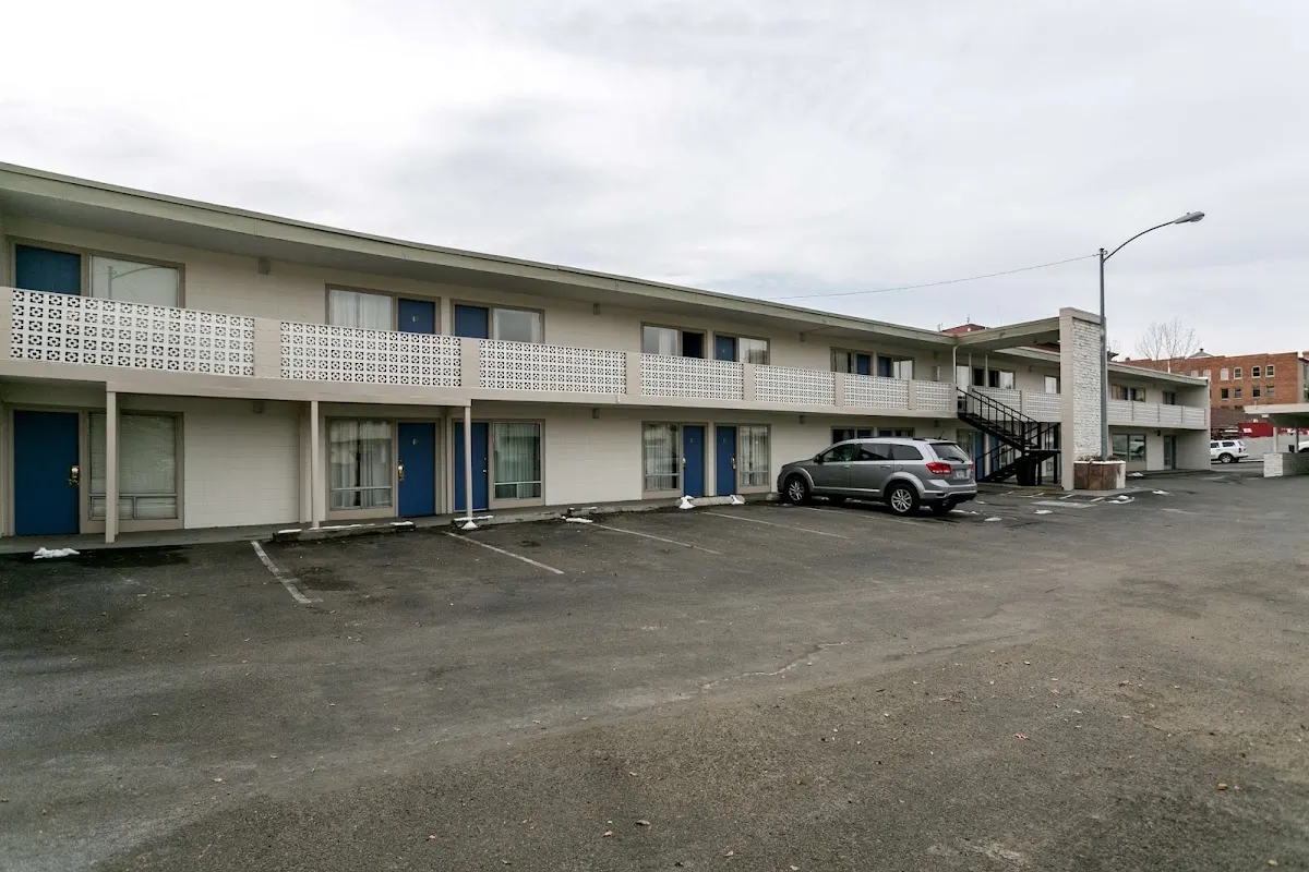 Motel 6 Butte, MT - Historic City Center