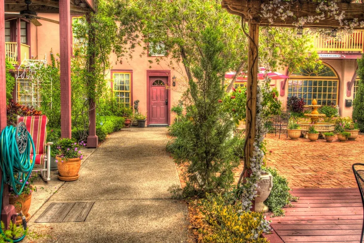 Casa de Solana Bed & Breakfast