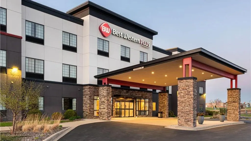 Best Western Plus New Richmond Inn & Suites