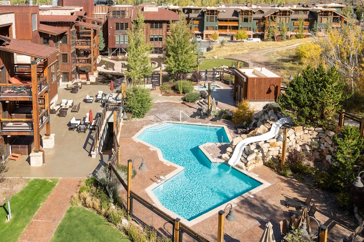 Silver Baron Lodge