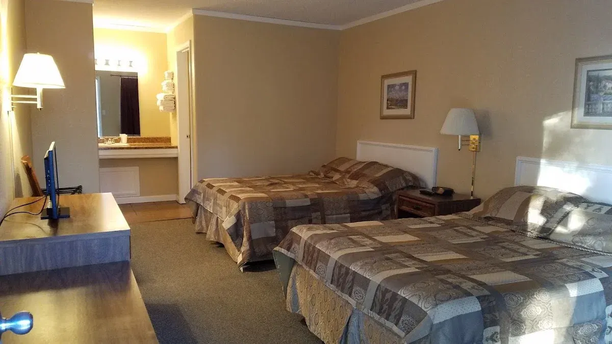 Unity Lodge (Shawnee Forest Hotel)