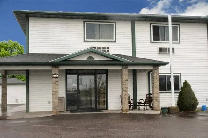 AmeriVu Inn and Suites-Stanley Wisconsin 54768