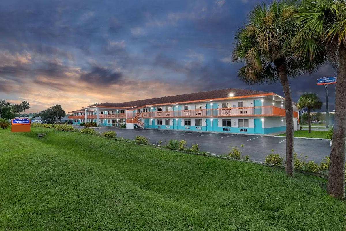 Howard Johnson by Wyndham Vero Beach/I-95