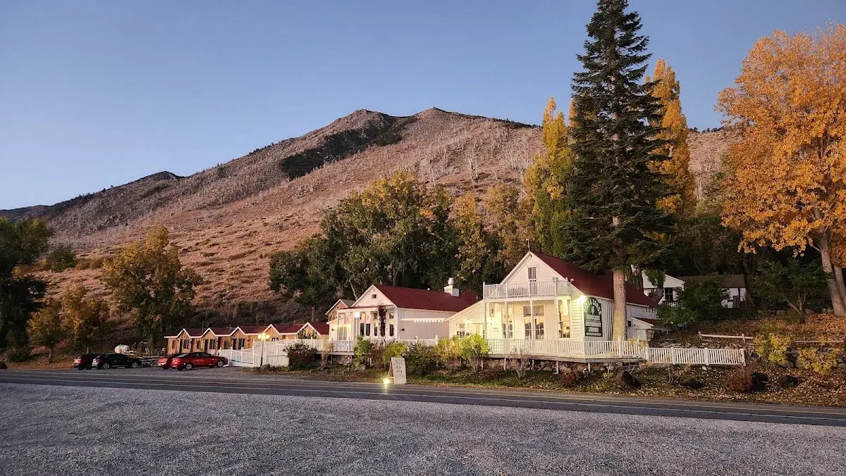 Tioga Lodge