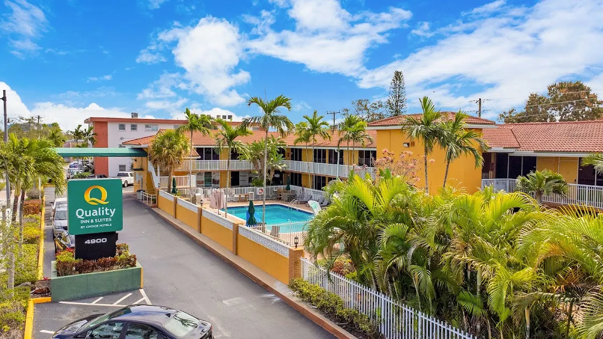 Quality Inn & Suites Airport Cruise Port Hollywood