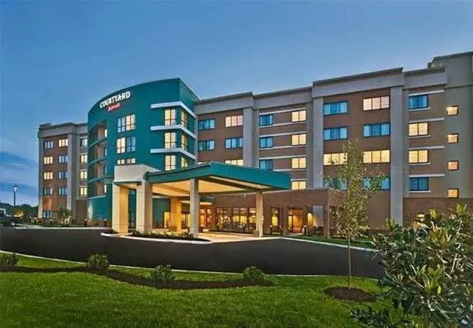 Courtyard by Marriott Newport News Airport