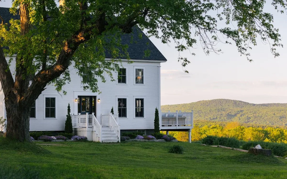 Kingdom Carriage House