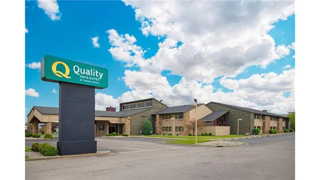 Quality Inn & Suites Goshen