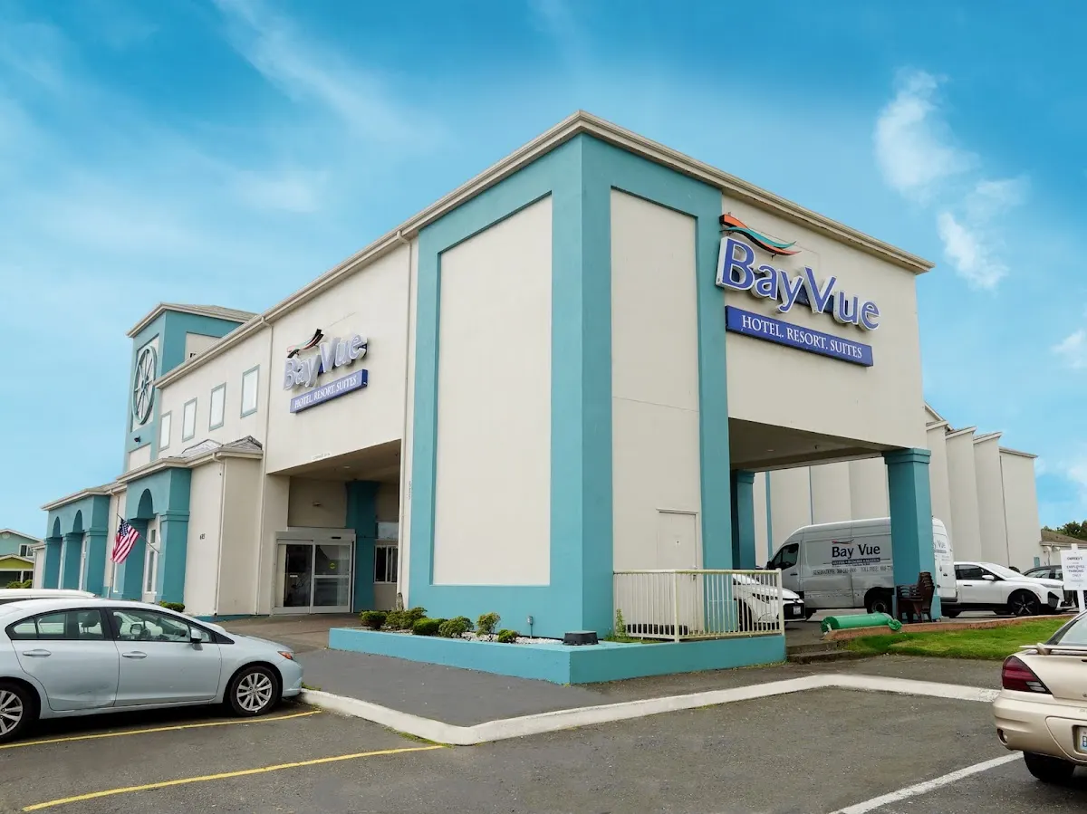 BayVue Hotel, Resort & Suites